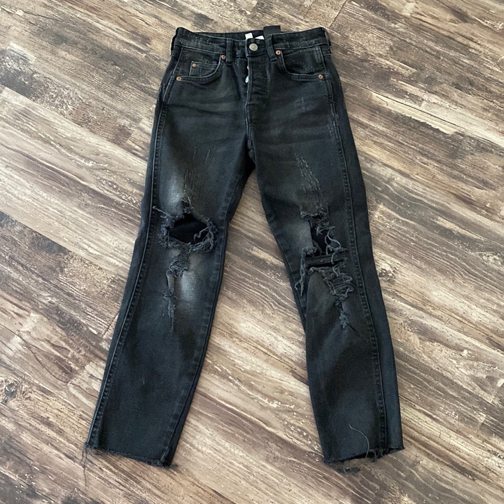 H&M jeans! 🐝